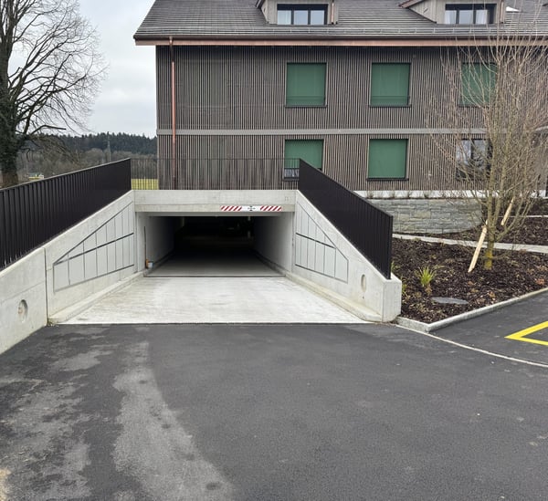 Lagerraum 2.4m2 und 23.2m2. Unkompliziert, modern und trocken. 6