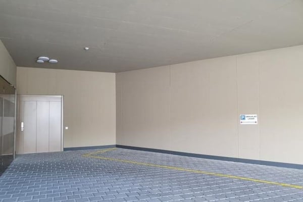 Lagerraum 42m2 - mit Lift in Uster 3