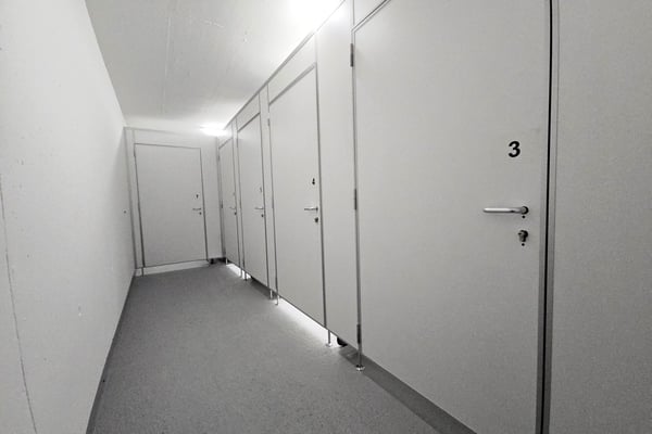 Lagerräume 2.5m2 bis 3.5m2. Unkompliziert, modern und trocken. 2