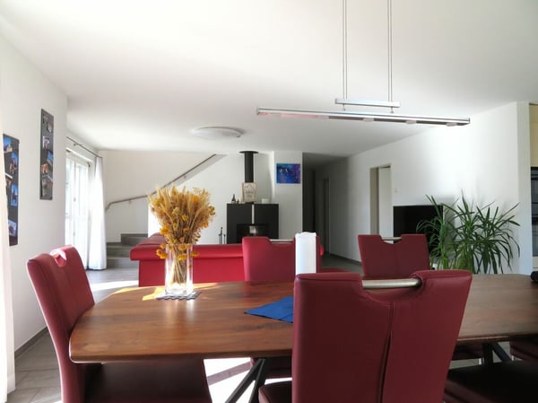 Dach-Maisonetten Wohnung mit 1.5 Zimmer, und weiteren Räumen 1