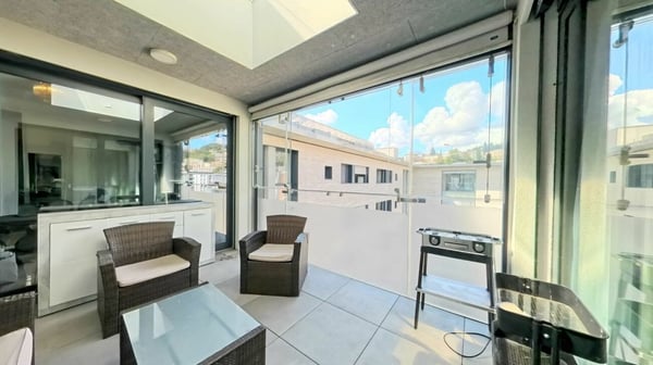 Prestigioso attico con spazi generosi e tre balconi panoramici 18