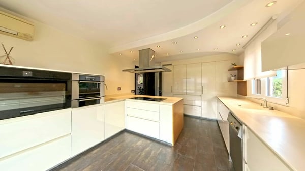 La tua oasi familiare con vista sul Lago di Lugano 3