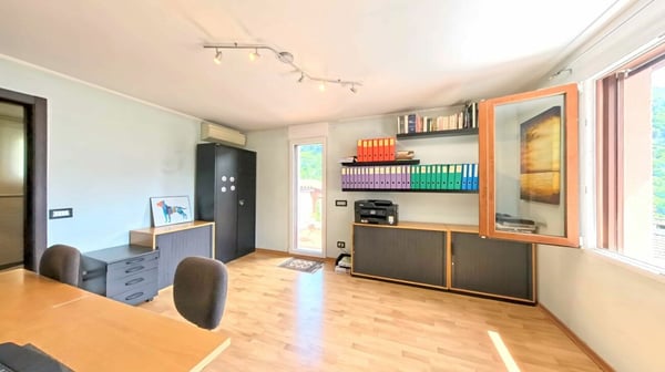 La tua oasi familiare con vista sul Lago di Lugano 9