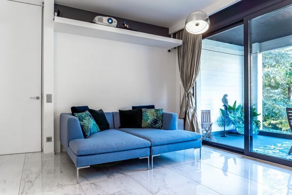 Eleganza, spazio e luce nel cuore della città 7