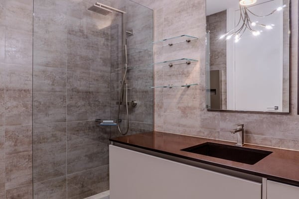 Eleganza, spazio e luce nel cuore della città 13