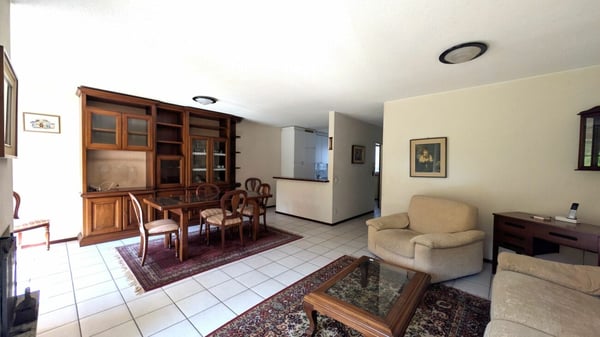 Villetta a schiera dallo stile sobrio ed elegante 1