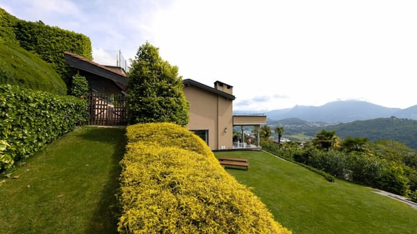 Eleganza e privacy a pochi minuti da Lugano - Villa con terrazza panoramica 17