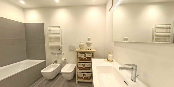Moderno, di design, luminoso ed elegante 4