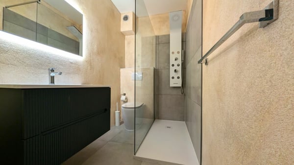 AFFITTO BREVE TUTTO INCLUSO - Accogliente appartamento arredato con vista lago 10