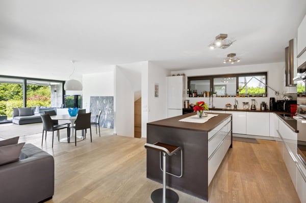 Design & Confort con piscina a Cureggia 5