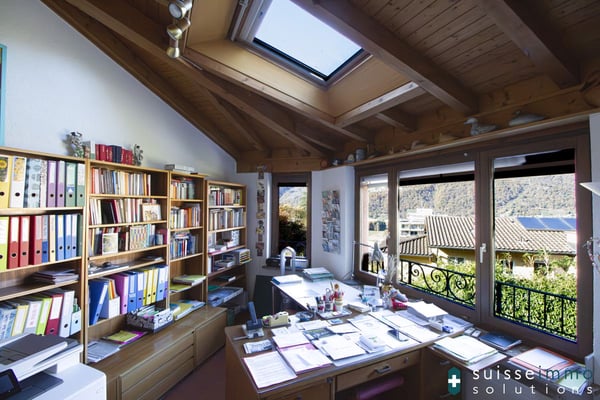 Vezia, Confortevole Villa Bifamiliare con Giardino 5