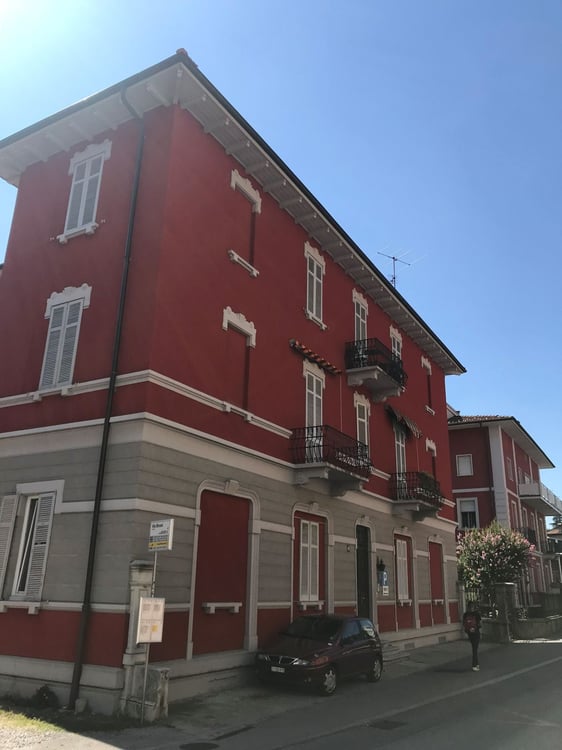 Chiasso_ 1.5 locali ristrutturato e luminoso in affitto piano Terra 1
