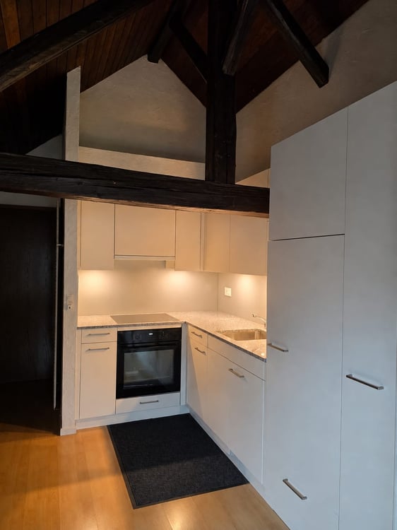 Gemütliche Altbau 2.5 Zimmerwohnung im Steuerparadies Oberwil-Lieli 1
