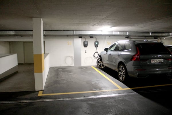 Einstellplatz in Tiefgarage mit eigenem Emobilityanschluss in schöner Überbauung 6