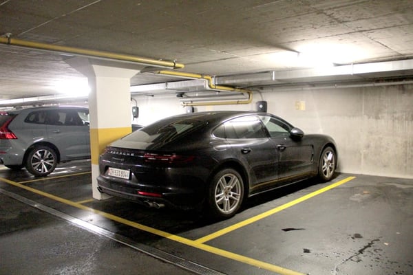 Einstellplatz in Tiefgarage mit eigenem Emobilityanschluss in schöner Überbauung 3