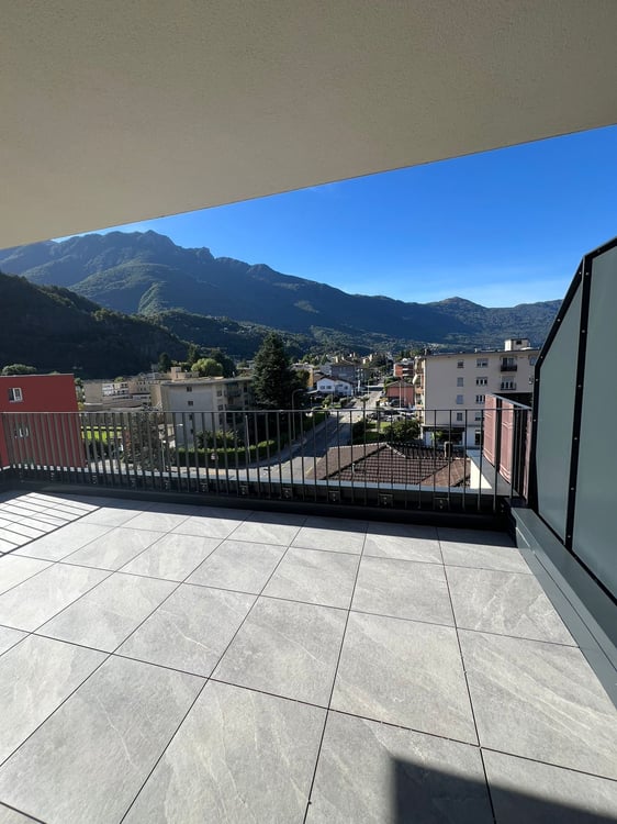 Moderno appartamento 1.5 locali con vista panoramica a Bellinzona 2