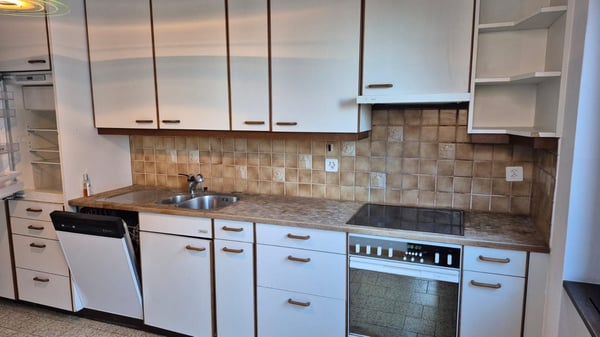 Appartamento di 1.5 locali da riadattare in via del Tiglio a Giubiasco. 2