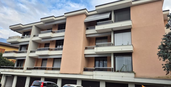 Appartamento di 1.5 locali da riadattare in via del Tiglio a Giubiasco. 1