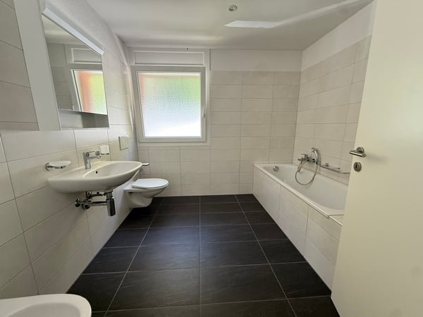 Appartamento moderno e confortevole di 2.5 locali a Bellinzona – disponibile subito 8