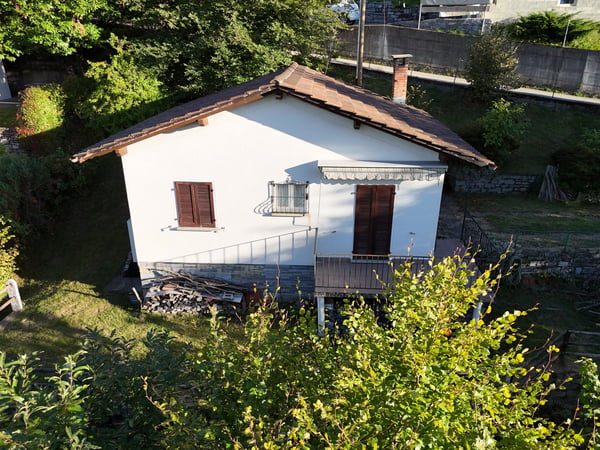 Rustico immerso nel verde con vista panoramica, a pochi minuti da Bellinzona 3