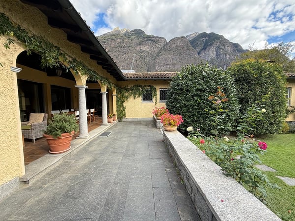 Villa di pregio con tratti di unicità ed eleganza 7