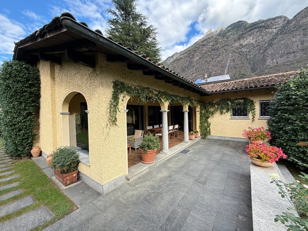 Villa di pregio con tratti di unicità ed eleganza 6