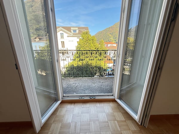 Appartamento di pregio e ricco di fascino nel centro di Bellinzona 3