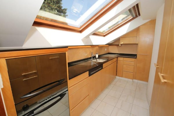 Einmaliges Penthouse mit herrlicher Seesicht zu vermieten! 6