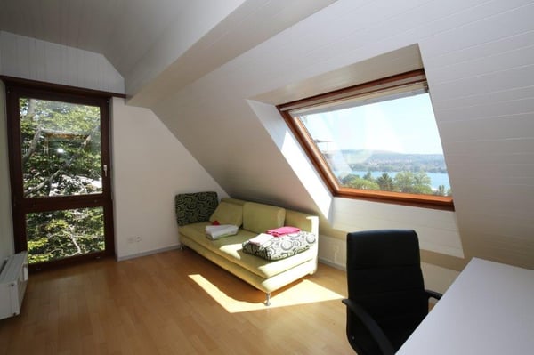 Einmaliges Penthouse mit herrlicher Seesicht zu vermieten! 8