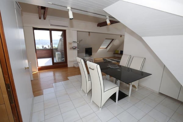 Einmaliges Penthouse mit herrlicher Seesicht zu vermieten! 5