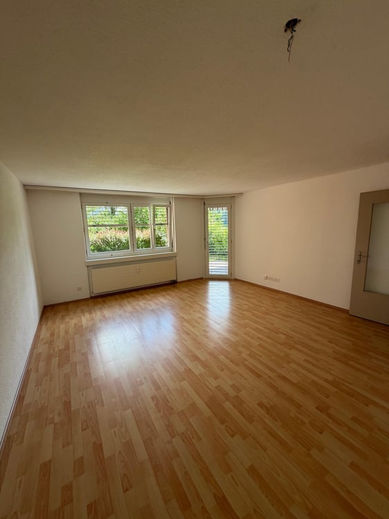 3 Zimmer- Gartenwohnung mit herrlichem Sitzplatz !! 4