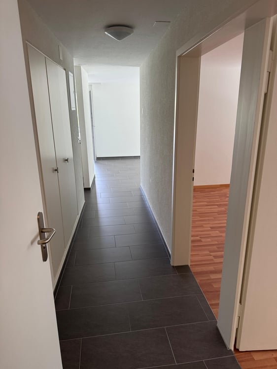 Wunderschöne 3.5 Zimmerwohnung zu vermieten!! 10