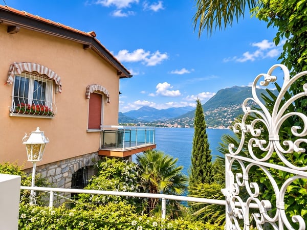 Terreno Edificabile con Vista Lago di Lugano in vendita a Paradiso 5