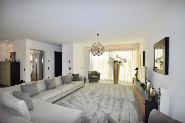 Moderna villa di pregio vicino al centro di Lugano 5