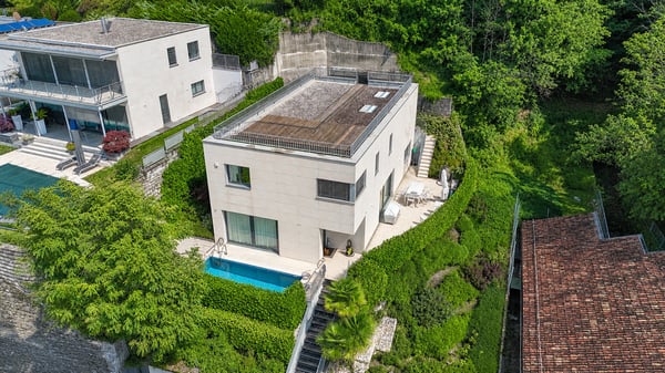 Moderna Villa di Pregio con Piscina a Pochi Minuti dal Lugano Centro 2