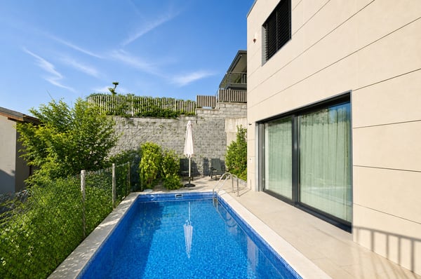 Moderna Villa di Pregio con Piscina a Pochi Minuti dal Lugano Centro 3