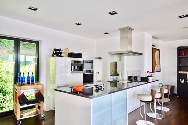 Magnifico Attico di Lusso con Terrazza-Tetto e Vista Lago di Lugano 10