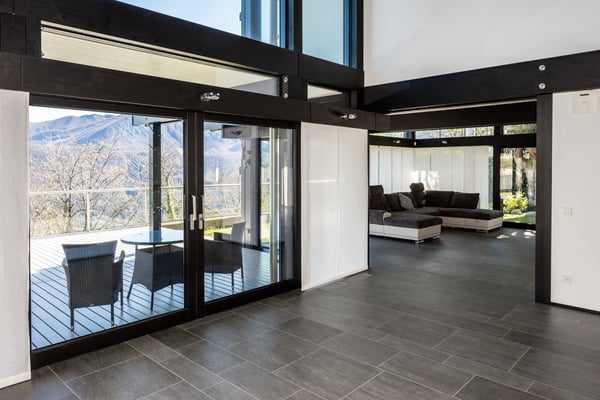 Moderna Villa HUF HAUS con con Vista Panoramica sul Lago di Lugano 10