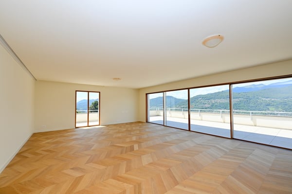 Attico di Lusso con Parziale Vista Lago, Piscina Privata e SPA 5
