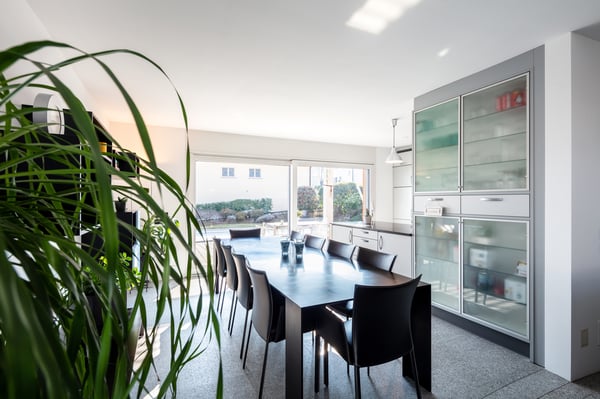 Moderna Villa Ben Soleggiata con Piscina e Giardino in vendita a Pura 9