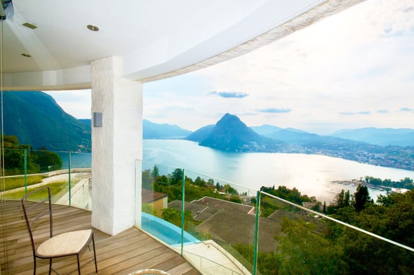 Moderno Attico Duplex di Lusso con Vista Mozzafiato sul Lago di Lugano 8