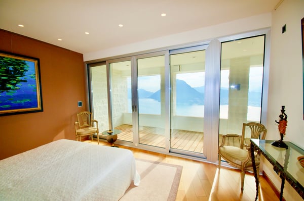 Moderno Attico Duplex di Lusso con Vista Mozzafiato sul Lago di Lugano 13