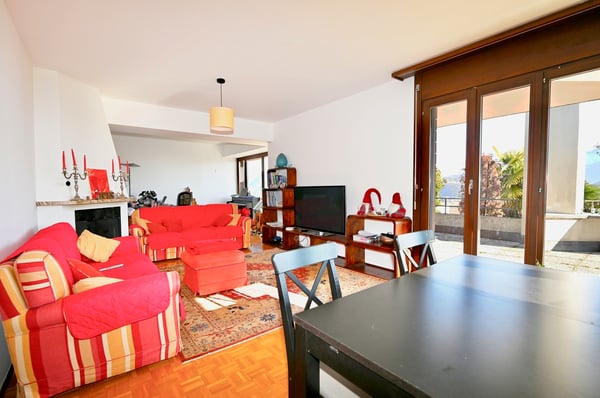 Villa a Breganzona con Vista Imprendibile sulle Montagne 6