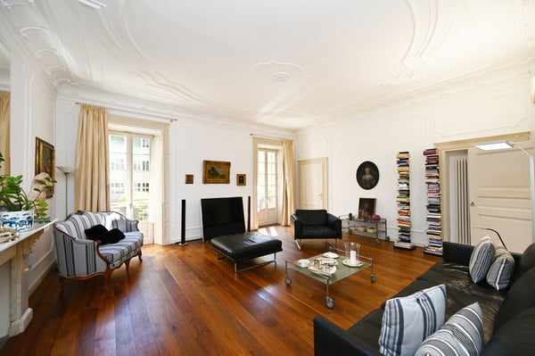 Elegante Appartamento Nobile in vendita nel Cuore di Lugano 2