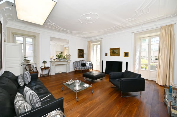 Elegante Appartamento Nobile in vendita nel Cuore di Lugano 1
