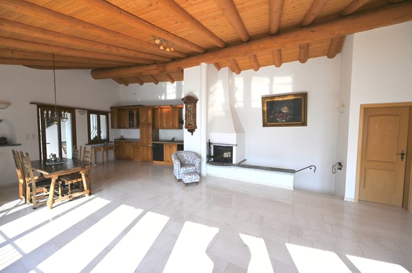 2 Ville Gemelle in Stile Rustico con Vista Lago e Piscina 5