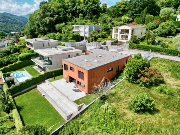 Villa Moderna e Ecologica con Standard Minergie a Breganzona 2