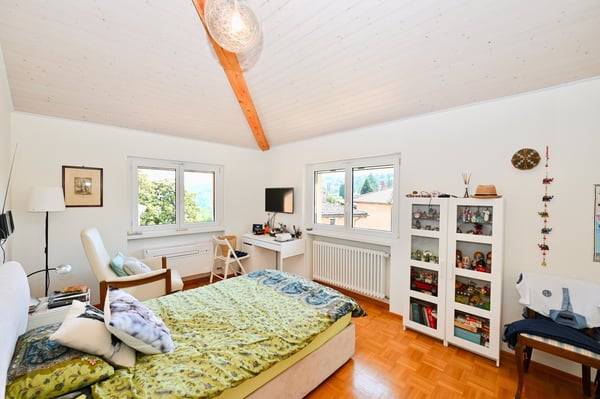 Casa con 2 Appartamenti e Giardino vicino a TASIS e Lugano 13