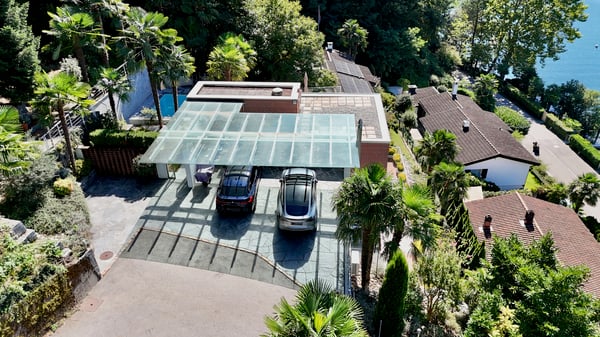 Luminosa Villa con Giardino, Piscina e Vista sul Lago di Lugano 6