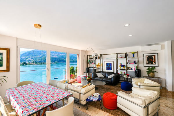 Luminosa Villa con Giardino, Piscina e Vista sul Lago di Lugano 12